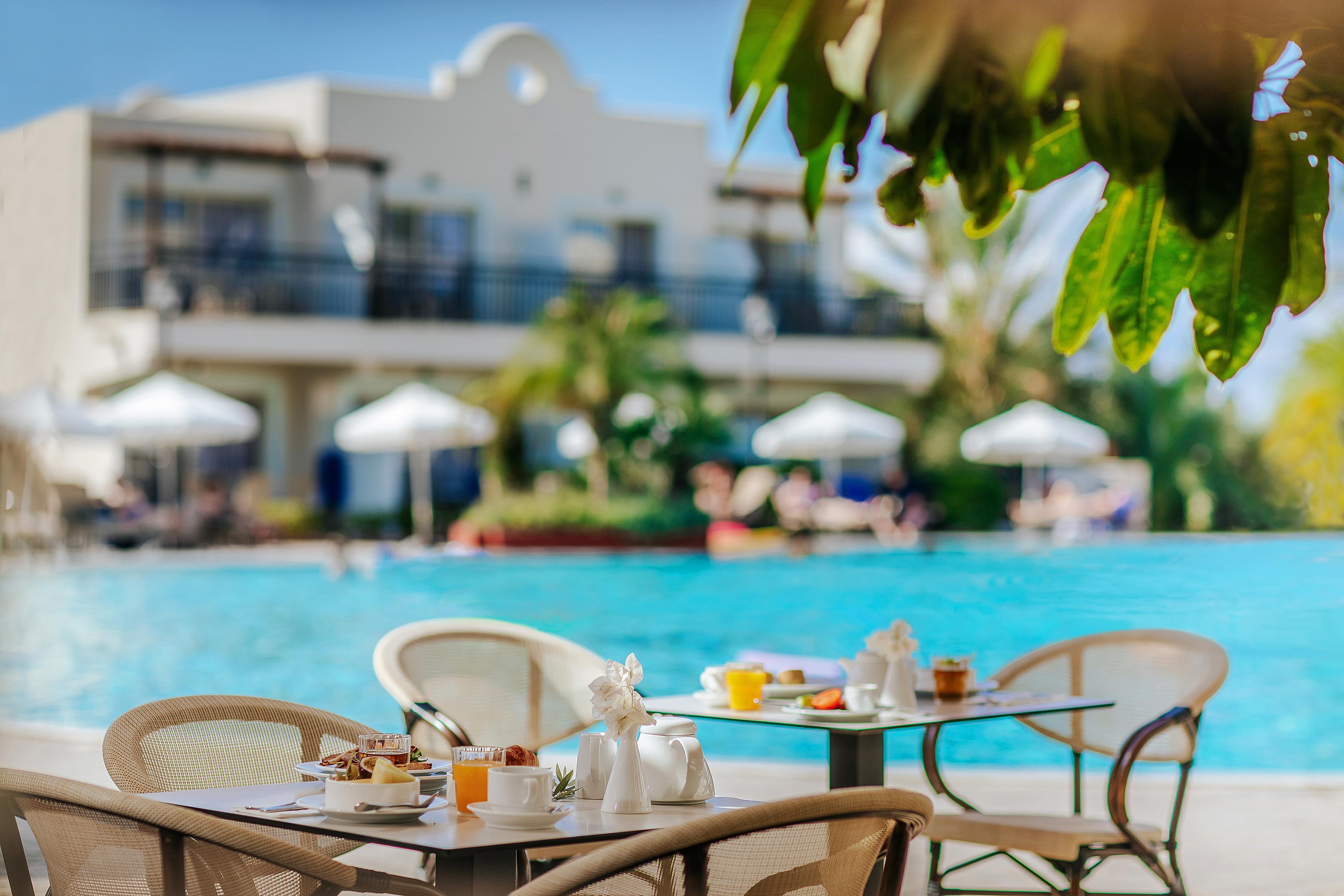 Louis Paphos Breeze Hotel Klorakas Ngoại thất bức ảnh