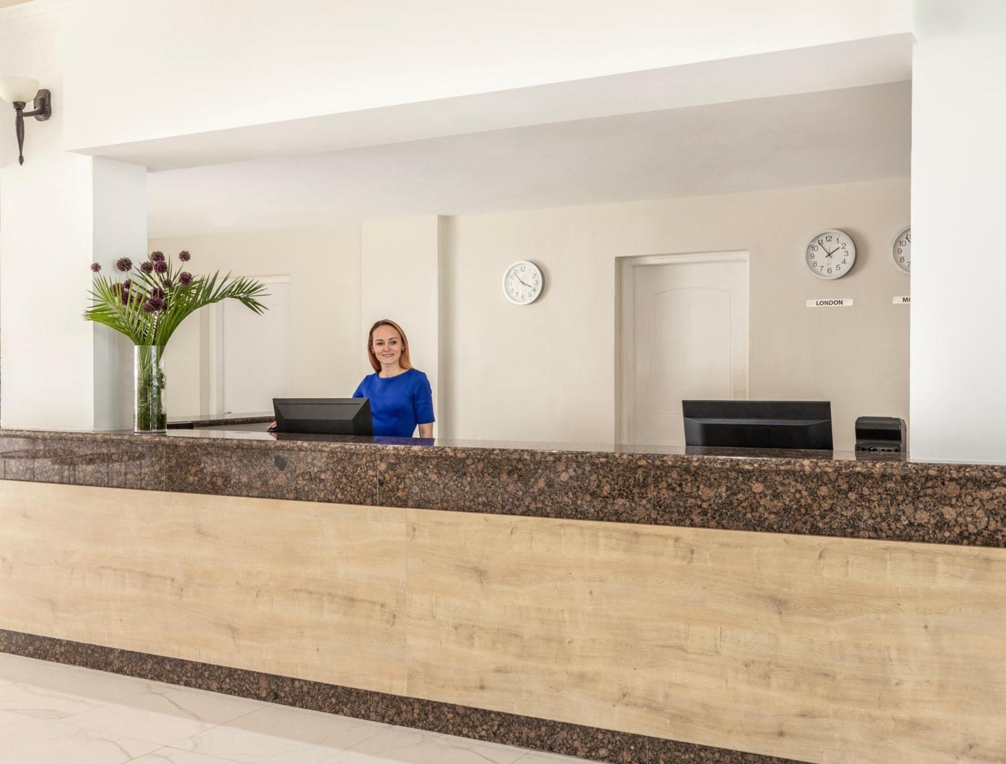 Louis Paphos Breeze Hotel Klorakas Ngoại thất bức ảnh