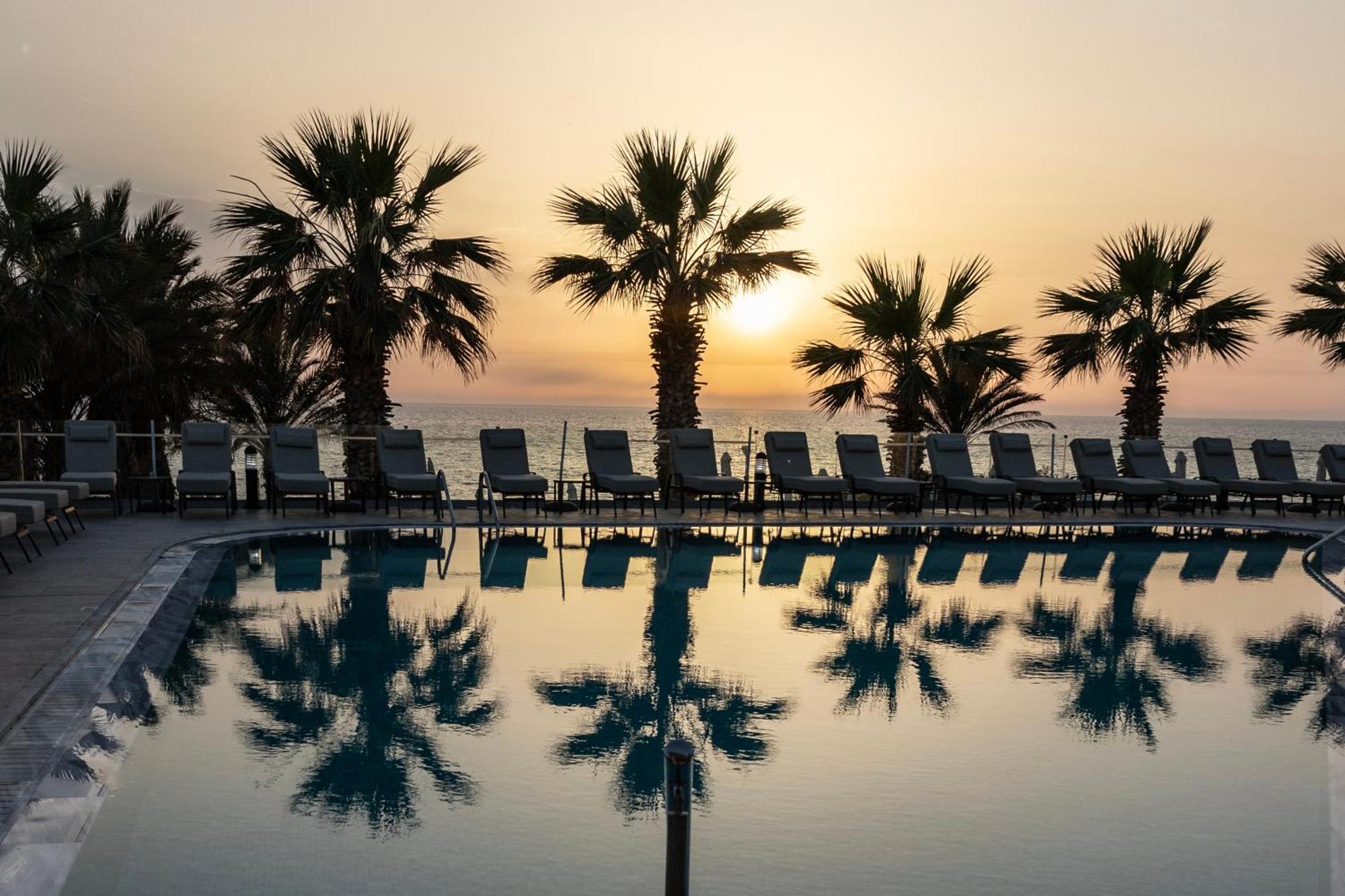 Louis Paphos Breeze Hotel Klorakas Ngoại thất bức ảnh