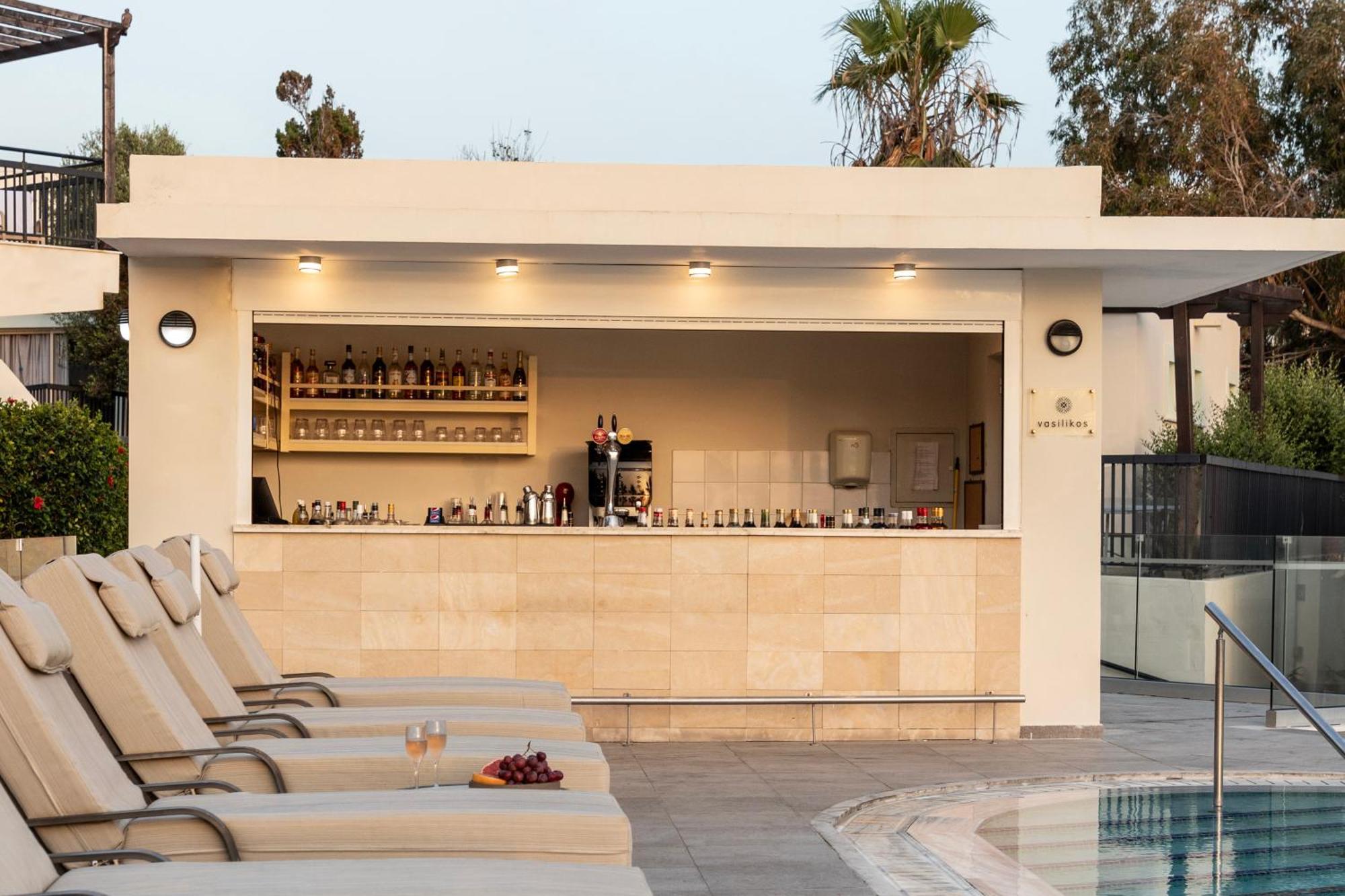 Louis Paphos Breeze Hotel Klorakas Ngoại thất bức ảnh