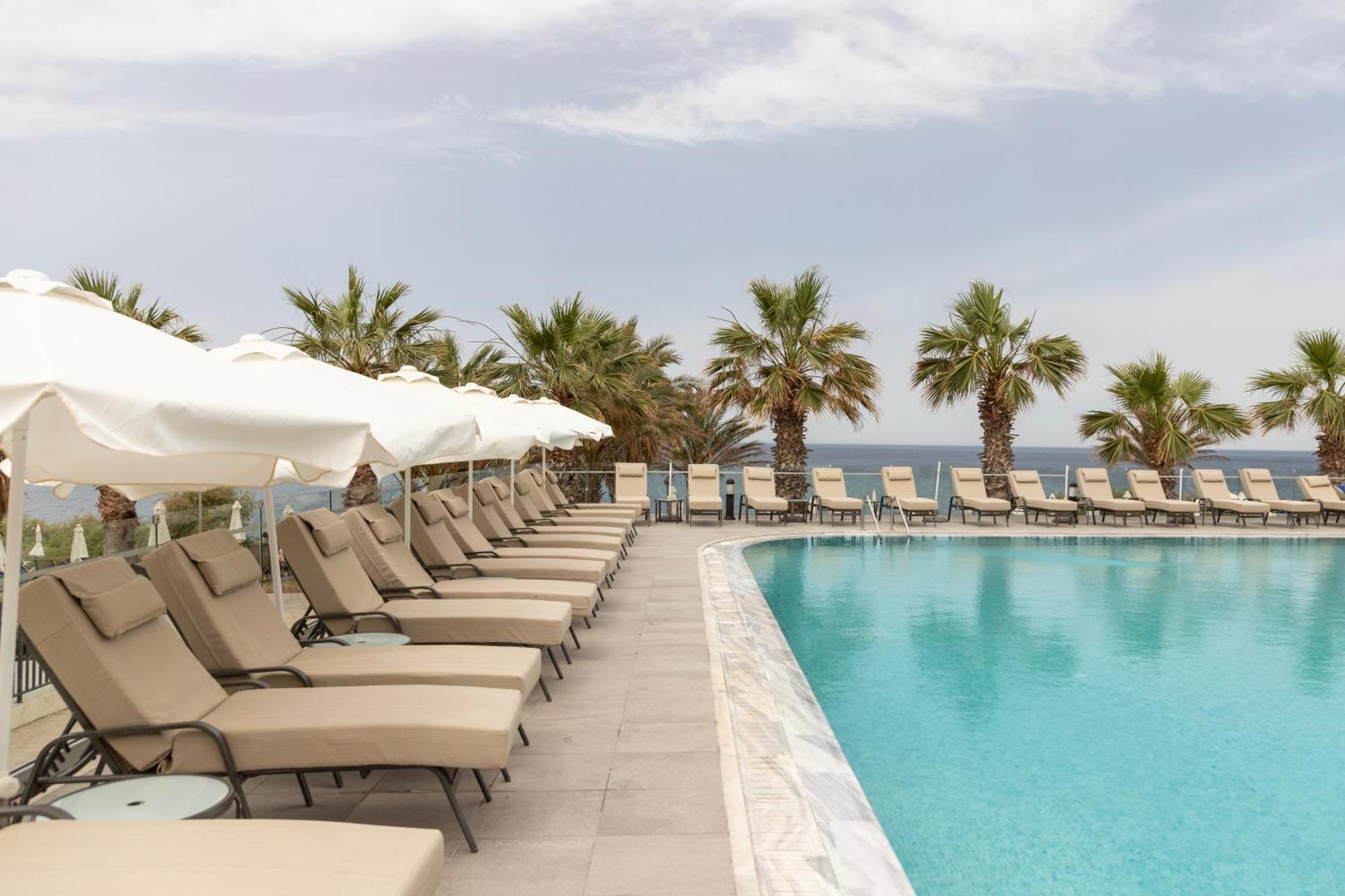 Louis Paphos Breeze Hotel Klorakas Ngoại thất bức ảnh
