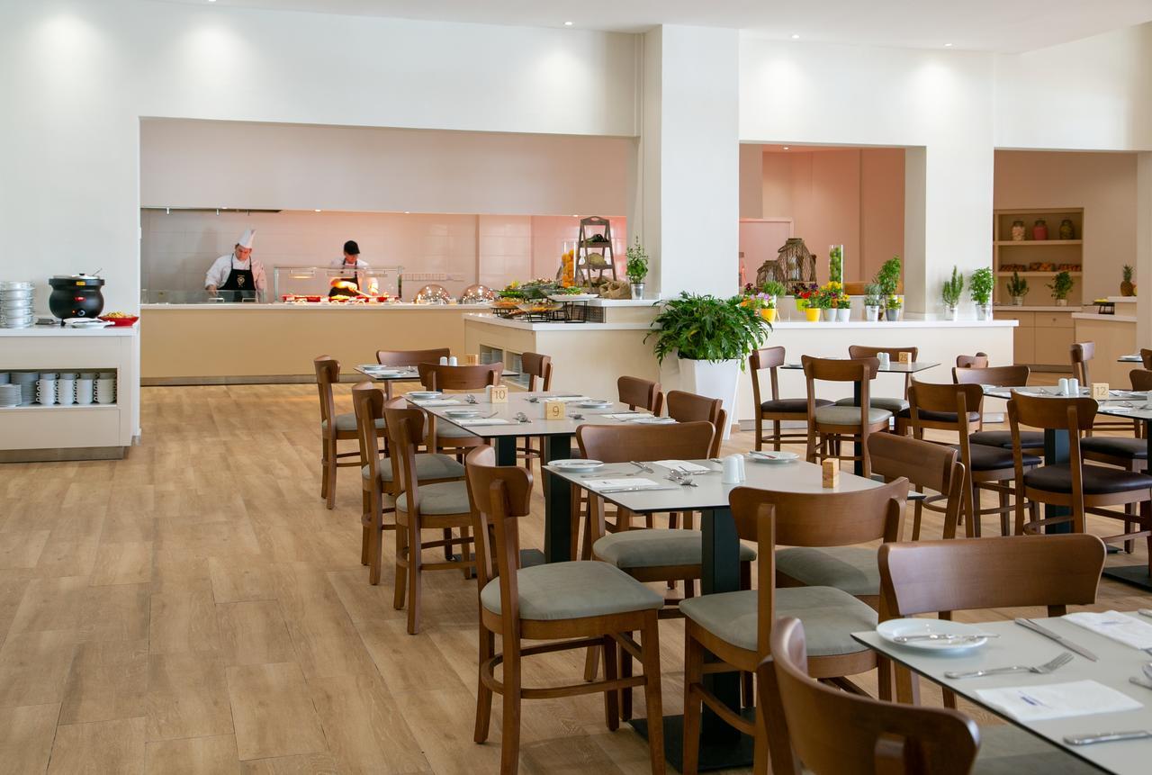 Louis Paphos Breeze Hotel Klorakas Ngoại thất bức ảnh